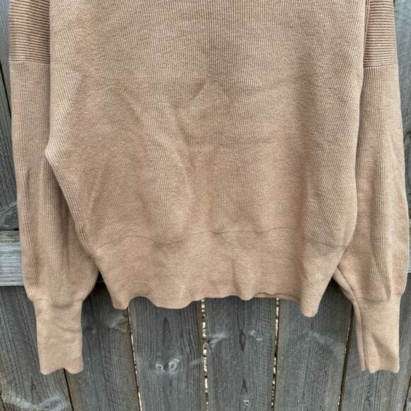 J. Crew Sweater Crew Neck Pullover Long Balloon Sleeve Tan Size Medium Classic - Picture 4 of 9